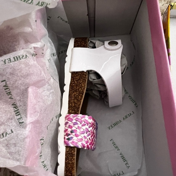 LAURA ASHLEY LITTLE GIRLS SIZE 7 SANDAL NIB - Picture 6 of 9